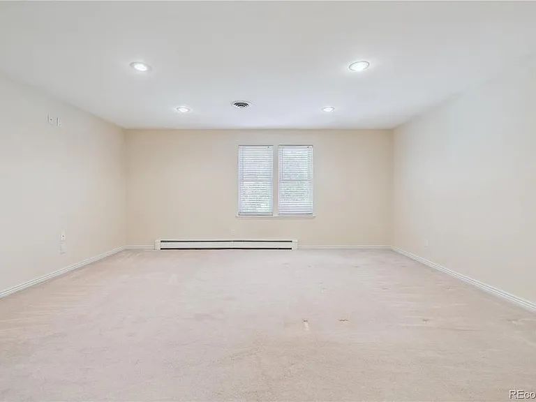 1424 S Lima St — Photo 8
