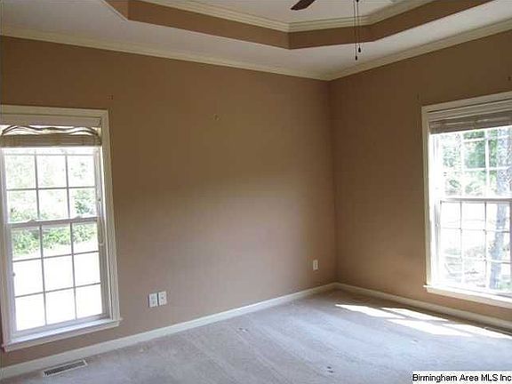 5th image of 1016 Oak Valley Dr