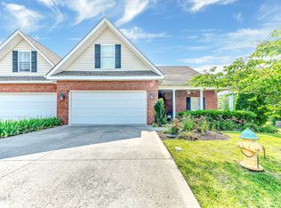 4660 Oak Meadow Way, Knoxville, TN 37918