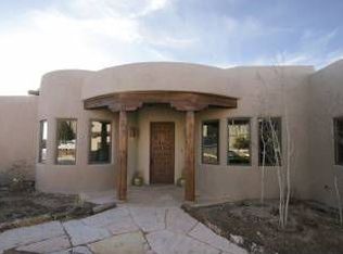 7 Calle De Los Cerros, Santa Fe, NM 87508