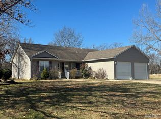 108 Lillian Ave, Dexter, MO 63841