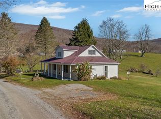 141 Fire House Rd, Whitetop, VA 24292