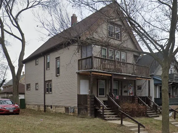 3BR Apt in Milwaukee, 2862 N 21st St #2862A, Milwaukee, WI 53206