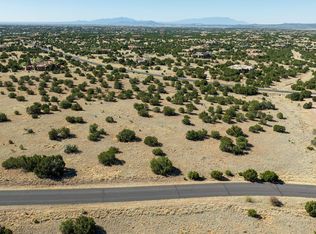 37 Picacho Peak Dr, Santa Fe, NM 87506