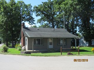 2141 Whites Beach Rd, Standish, MI 48658