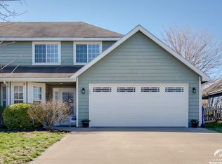 2411 E 27th Ter, Lawrence, KS 66046