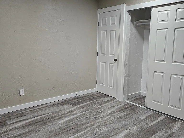1115 E Hemlock St #4 — Photo 6