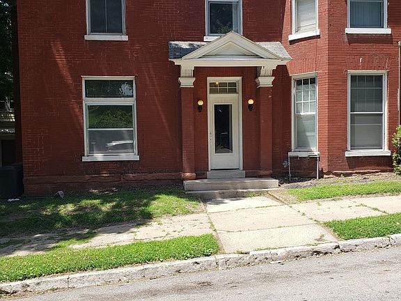 2nd image of 310 S 11th St APT 1