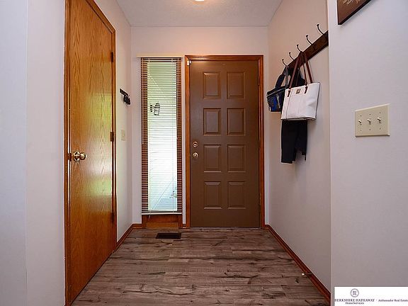 3rd image of 5007 S 165th St