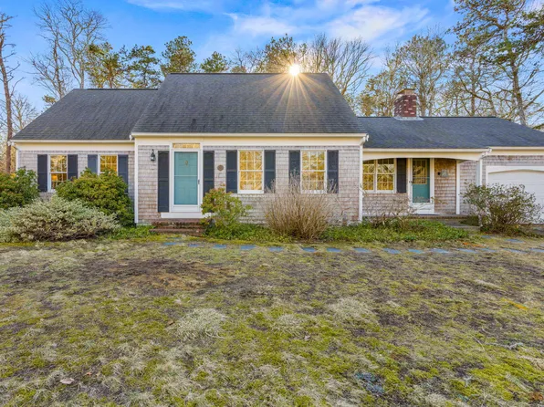 11 Green Lane, Harwich, MA 02645