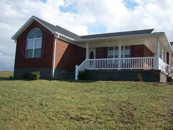 200 Travis Trl, Lebanon, KY 40033