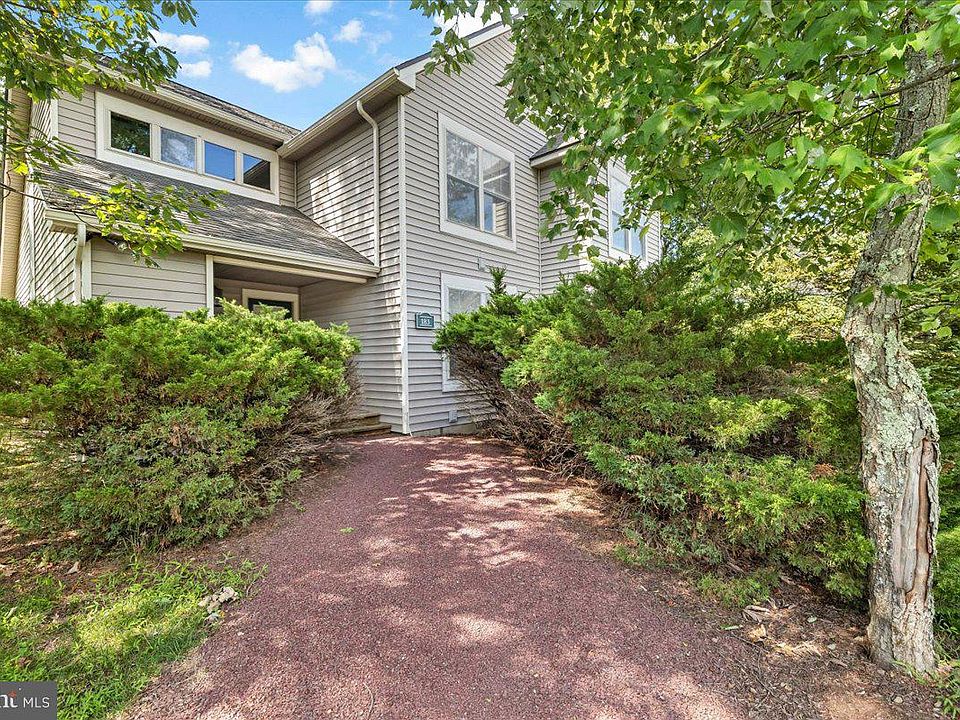 1st image of 183 Hawthorne Ct