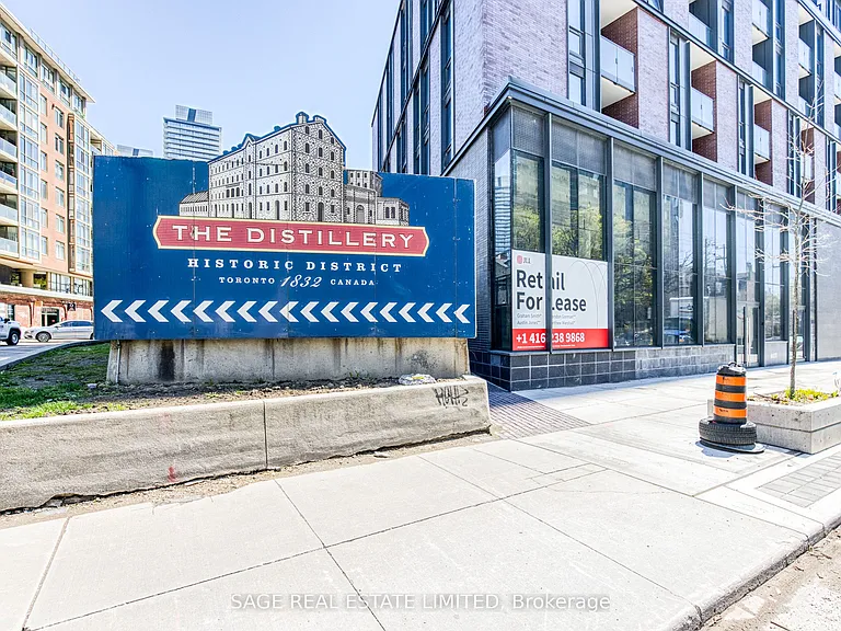 35 Parliament St #2812 — Photo 35