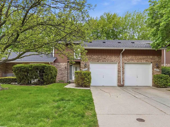 42552 Beverly Way, Clinton Township, MI 48038