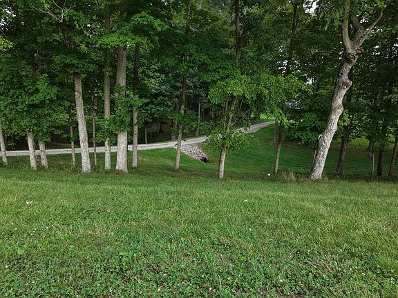 2nd image of 226 Greenwood Dr