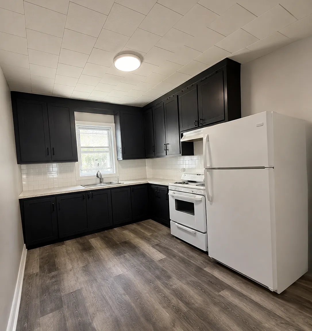 3 Edgemond Street - 3W — Photo 1