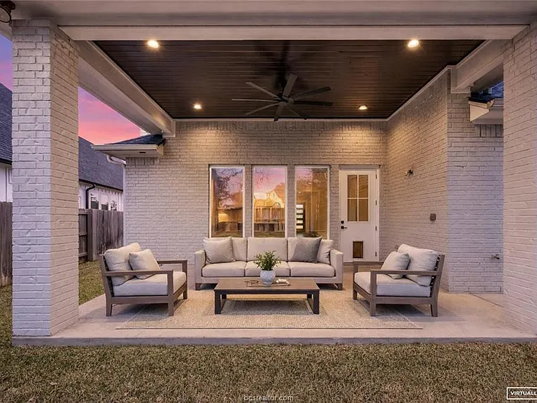 1736 Blanco Bend Dr — Photo 7
