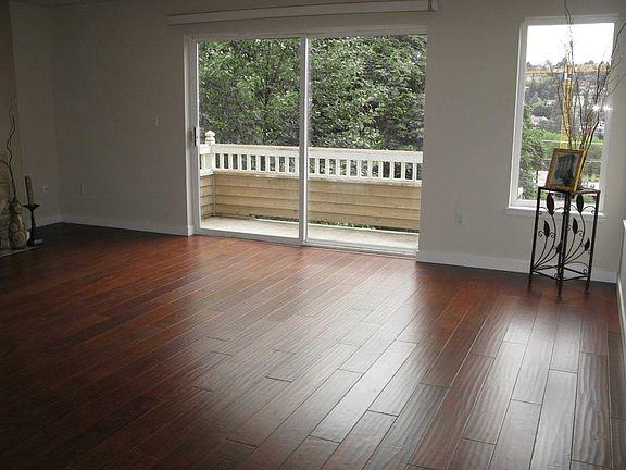 5th image of 3043 14th Ave W APT B