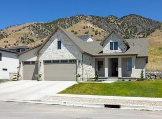 128 N Sherwood Dr, Providence, UT 84332