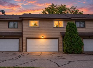 11109 Trail West Rd, Bloomington, MN 55437