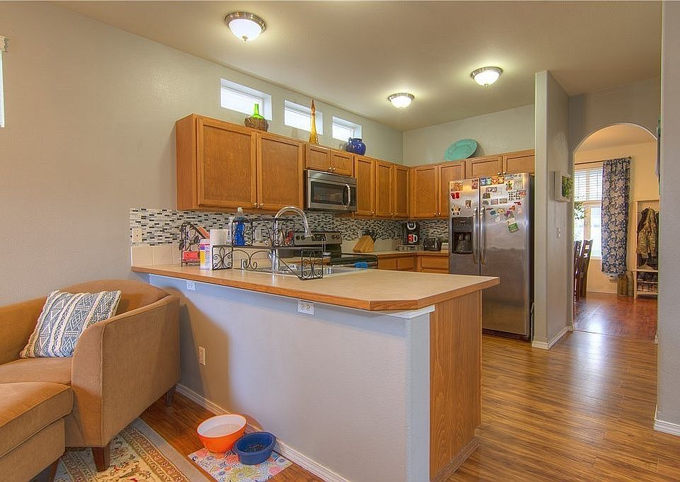 1st image of 8539 Capstan Dr NE