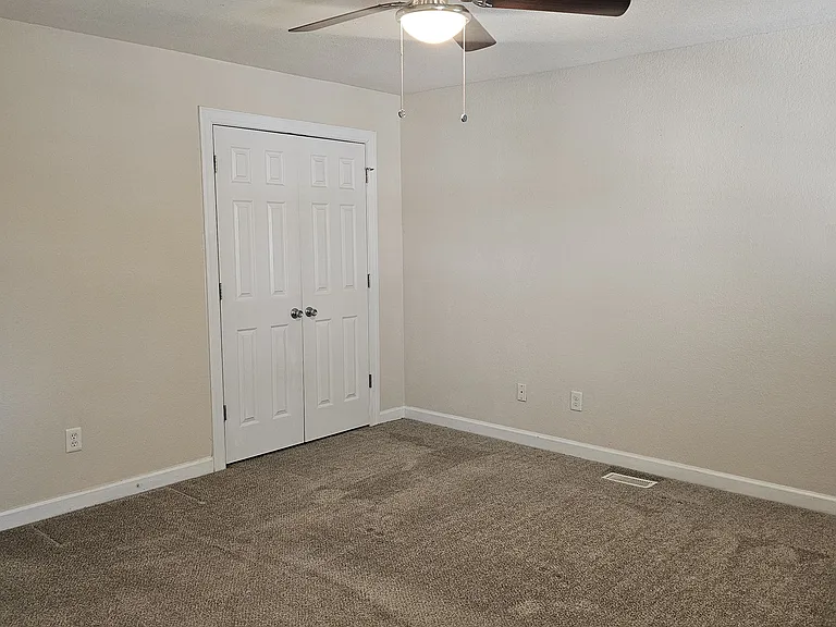 1233 Rockwood Ct — Photo 27