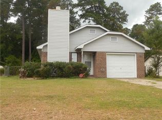 112 Marvin Dr, Spring Lake, NC 28390
