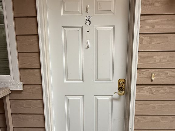 3rd image of 1619 127th Ave NE #70b98099e