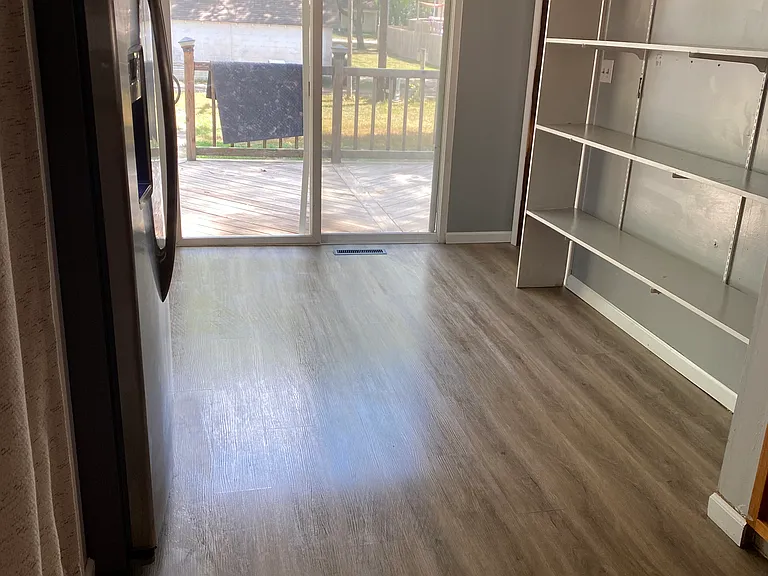 416 Blunt St — Photo 9