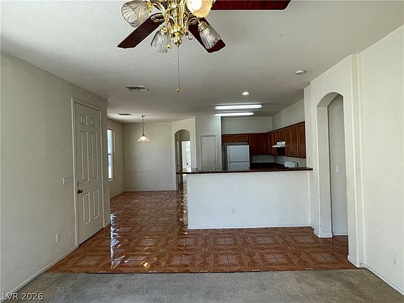 5th image of 4946 Droubay Dr