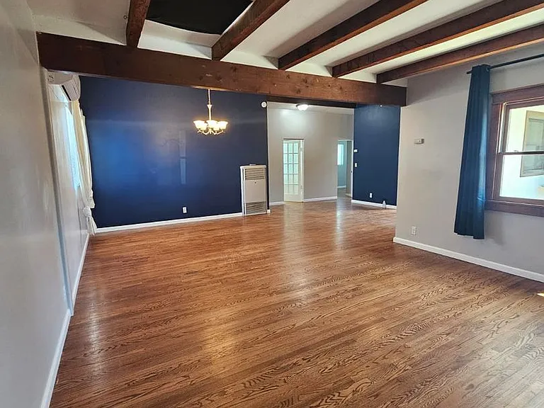 352 Bonito Ave — Photo 7