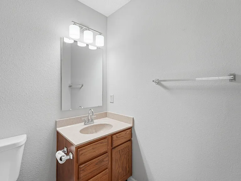 12691 Endurance Dr — Photo 34