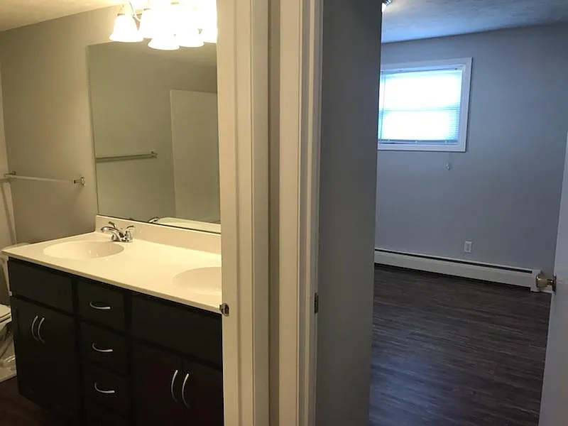 1 bed, 650 sqft, $925 — Photo 4