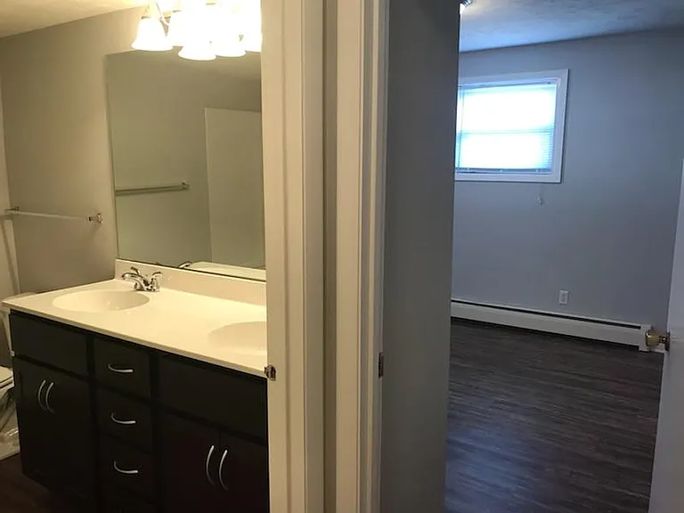 710 Arcadia Dr #3 — Photo 4