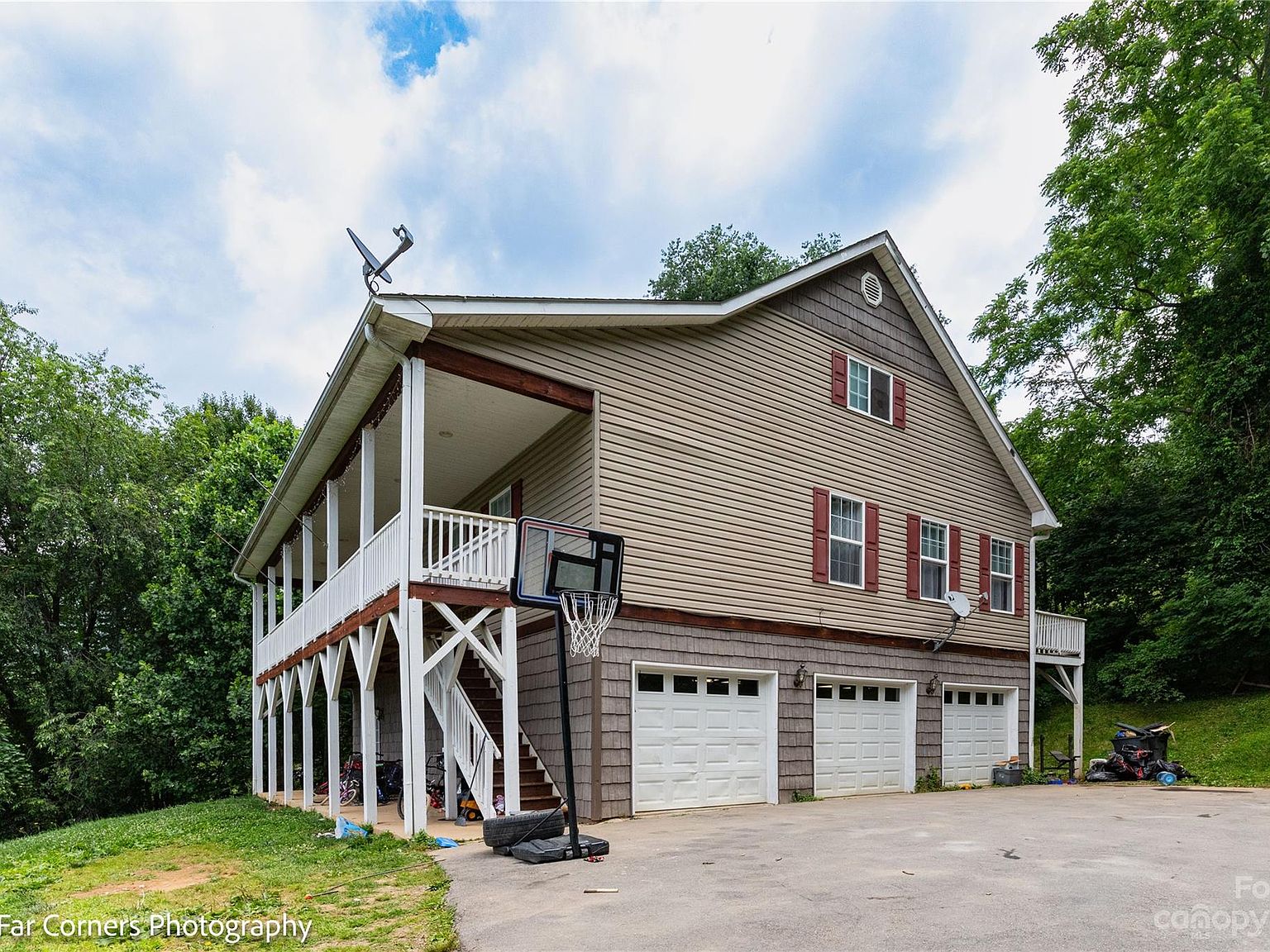 349 Hunters Ridge Rd, Canton, NC 28716 | Zillow