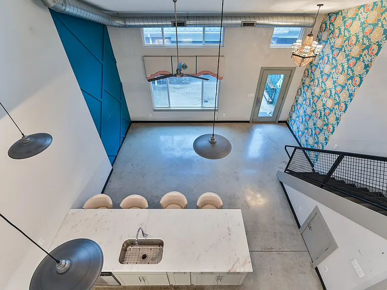 703 Lyndon Ln — Photo 1