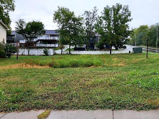 2nd image of 6532 NE 44th St