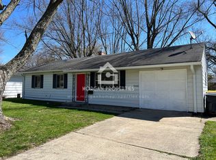 2002 Kerrwood Dr, Anderson, IN 46011