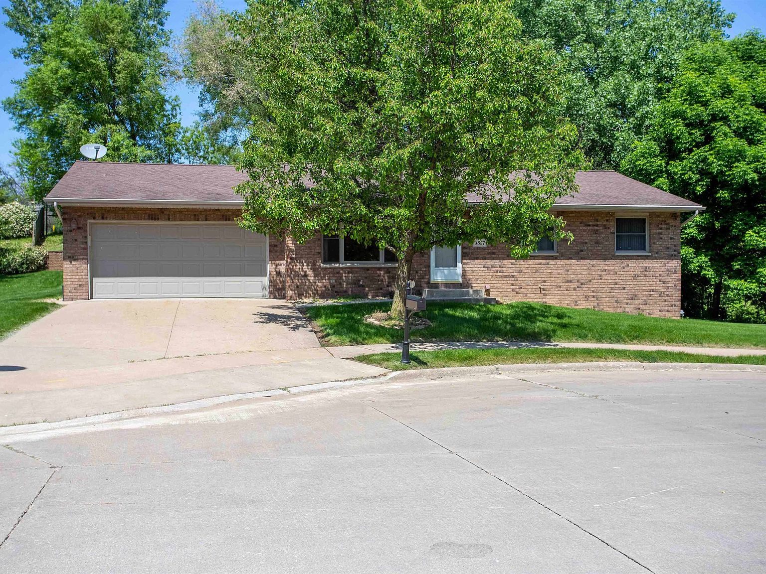 3657 Welu Dr, Dubuque, IA 52002 Zillow