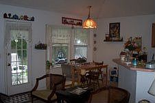 Kitchen with Eat-in Area!
