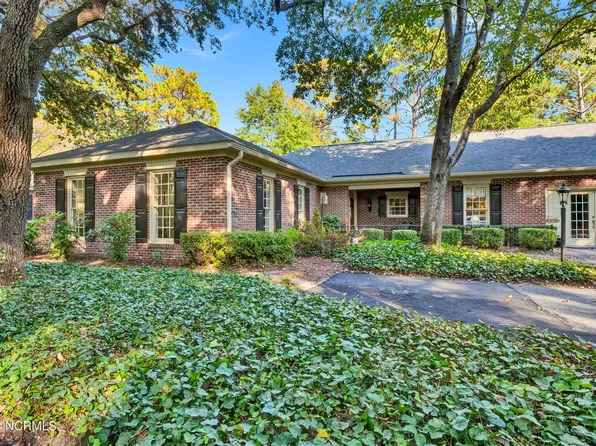 1811 Brewton Court, Wilmington, NC 28403