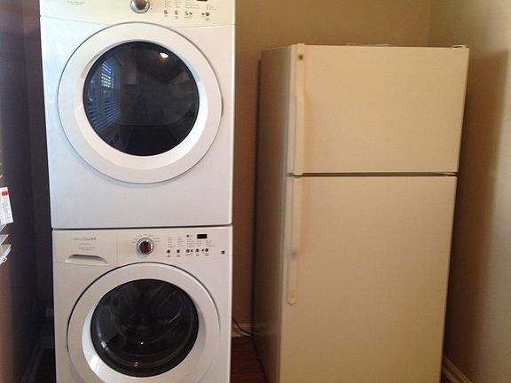 3rd image of 100 Lewis Dr APT 22C