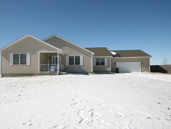 2nd image of 267 Jack Ln
