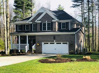 105 Flint Ridge Ln, Daniels, WV 25832