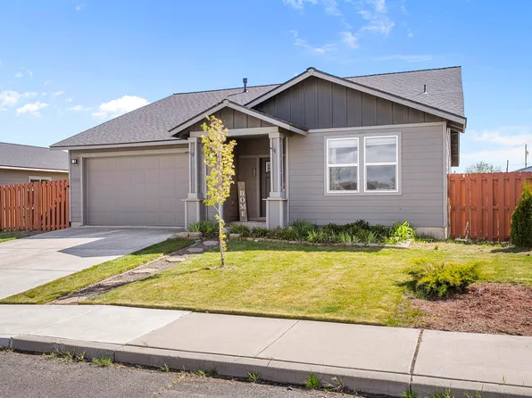 606 Patriot Dr, Metolius, OR 97741