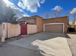 6982 Golden Mesa, Santa Fe, NM 87507