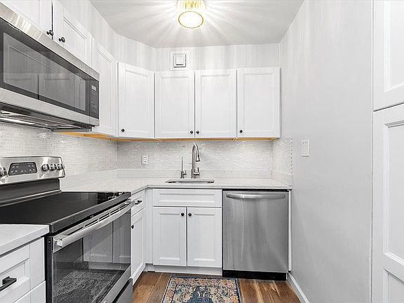 2nd image of 10-34 166th St #3C