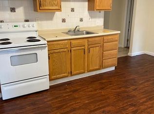 4 Douglass St #1, Cambridge, MA 02139