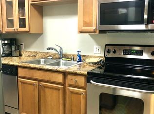 544 Woodside Oaks APT 2, Sacramento, CA 95825