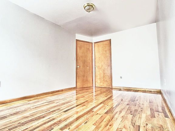 4th image of 252 4th Ave Ste A